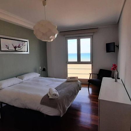 Апартаменты Egona - Baneru 3 Vivienda En 1 Linea De Playa Centro Ciudad Зараутц Экстерьер фото
